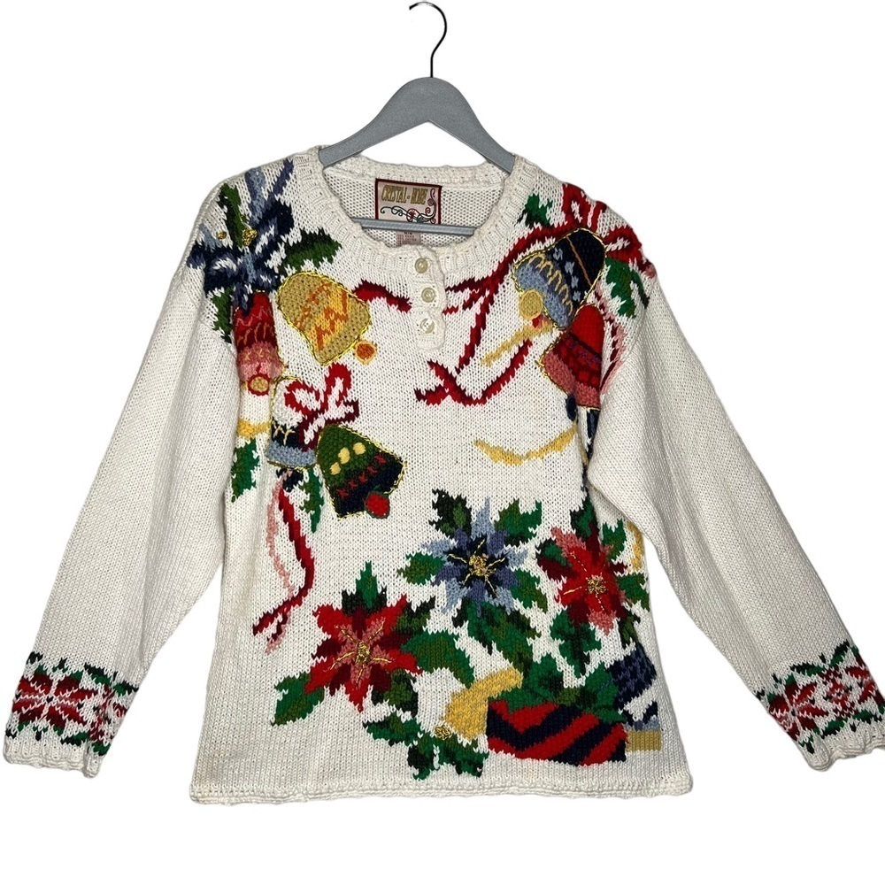 Crystal Kobe Retro Christmas Hand Knit Sweater Size M NWT Poinsettia Chunky